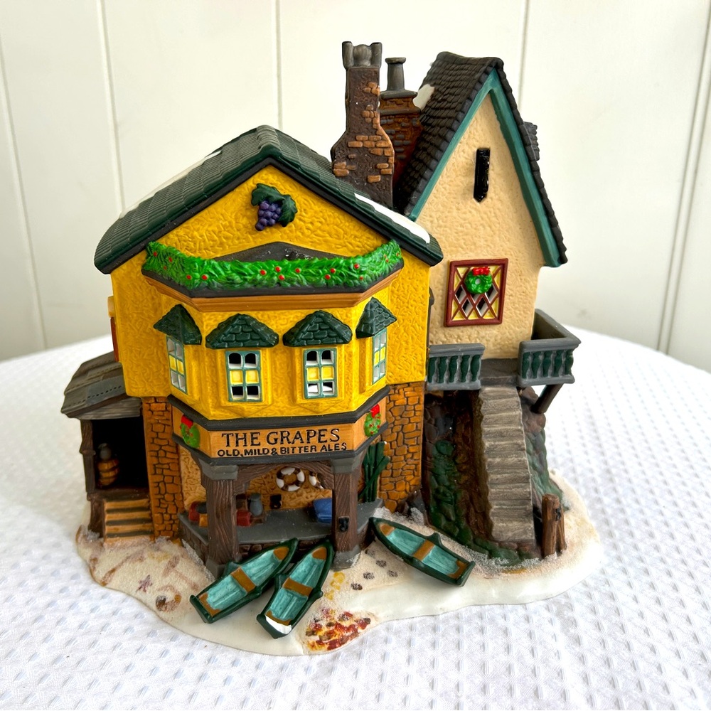 Department 56 “The Grapes Inn”